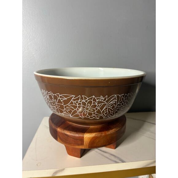 Vintage Pyrex Brown Floral Cinderella Mixing Bowl Set (4-Piece) – No Chips - Picture 6 of 16